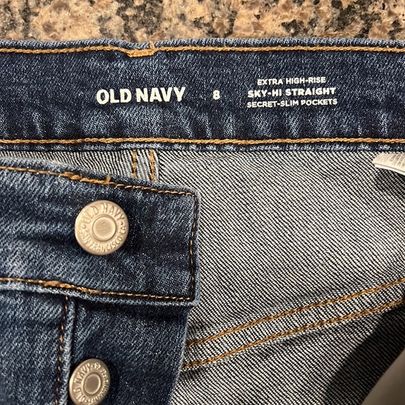 Old Navy Extra High-Rise Jeans, size 8 - Picture 3 of 7